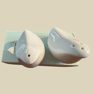 White Ceramic Modern Design Bird Salt and Pepper Shaker Set, Very Small